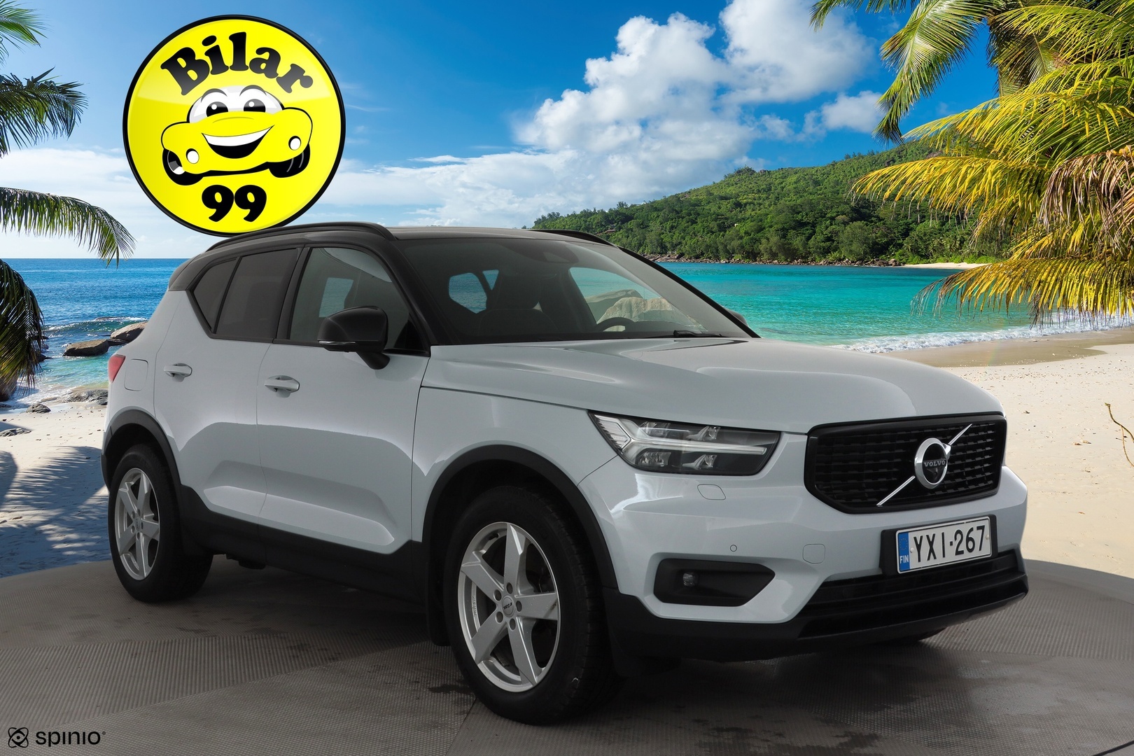VOLVO XC40 2021
