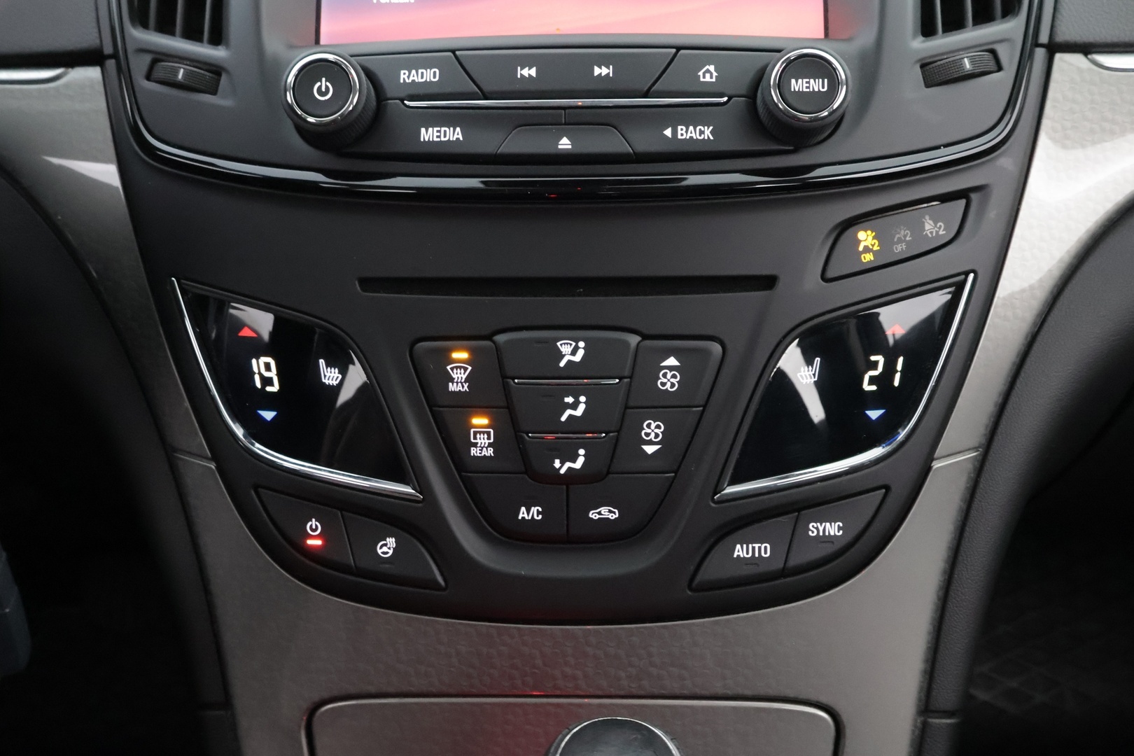OPEL Insignia 2015