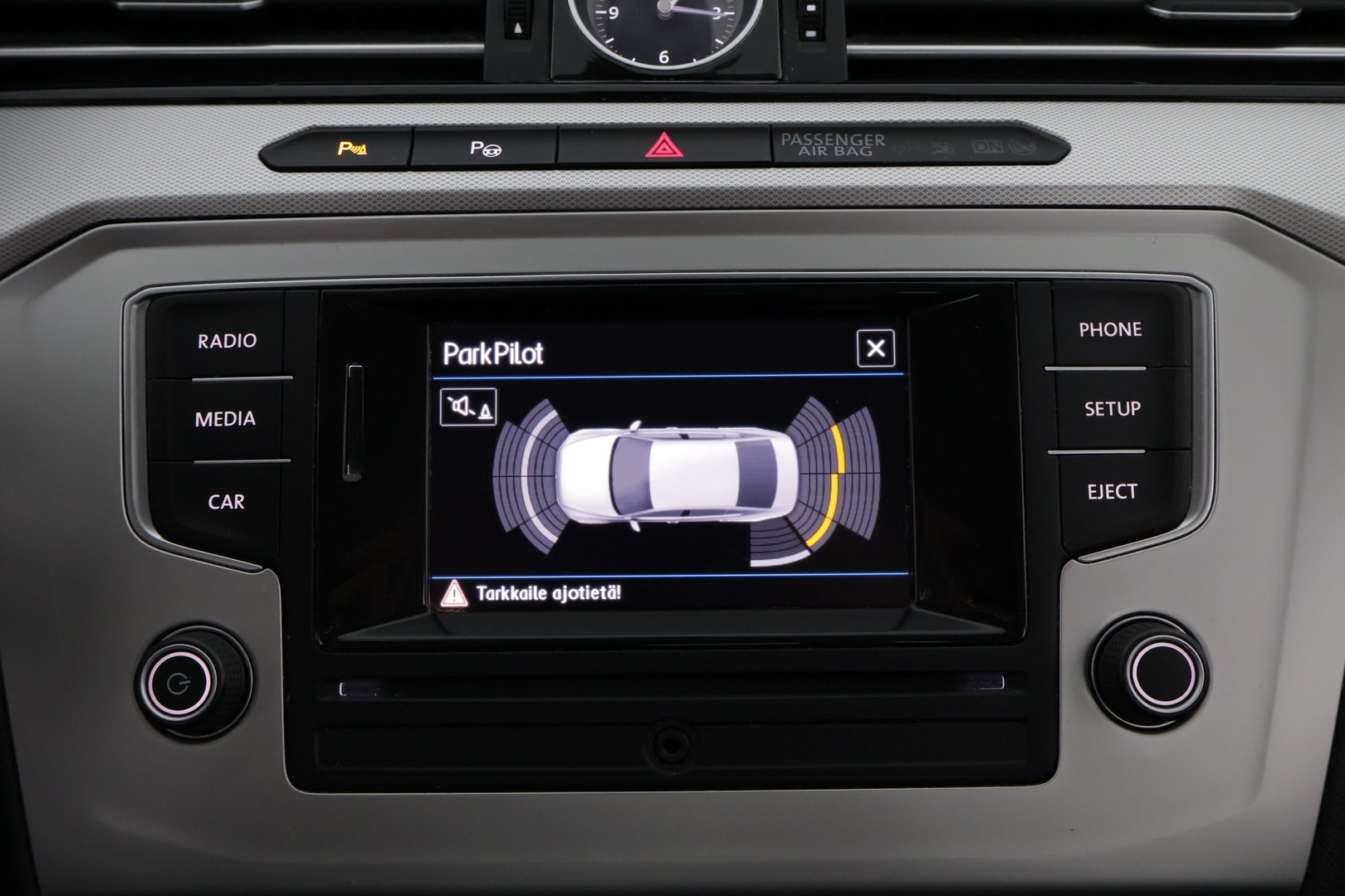 VOLKSWAGEN Passat 2016