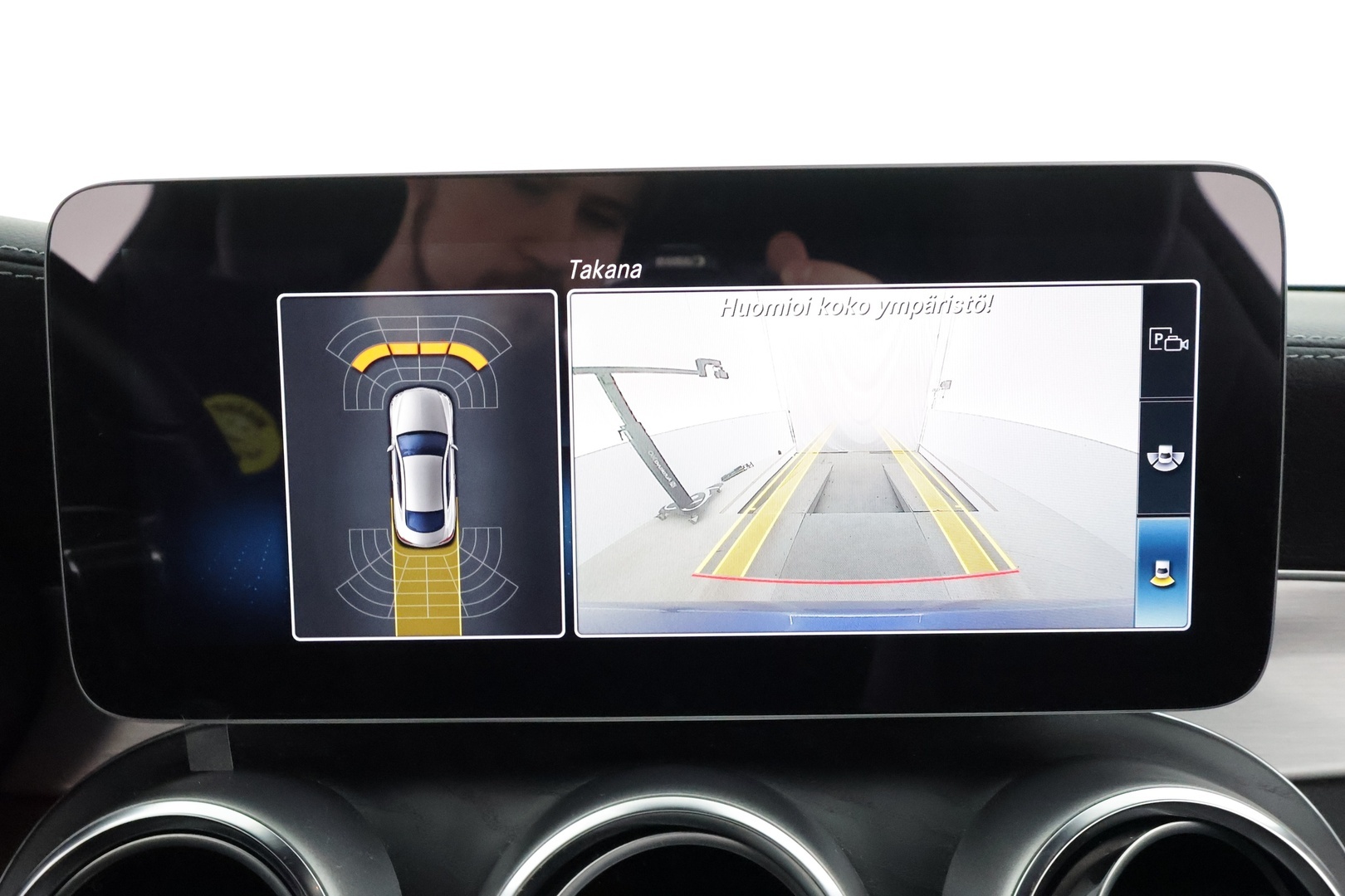 MERCEDES-BENZ C 2020