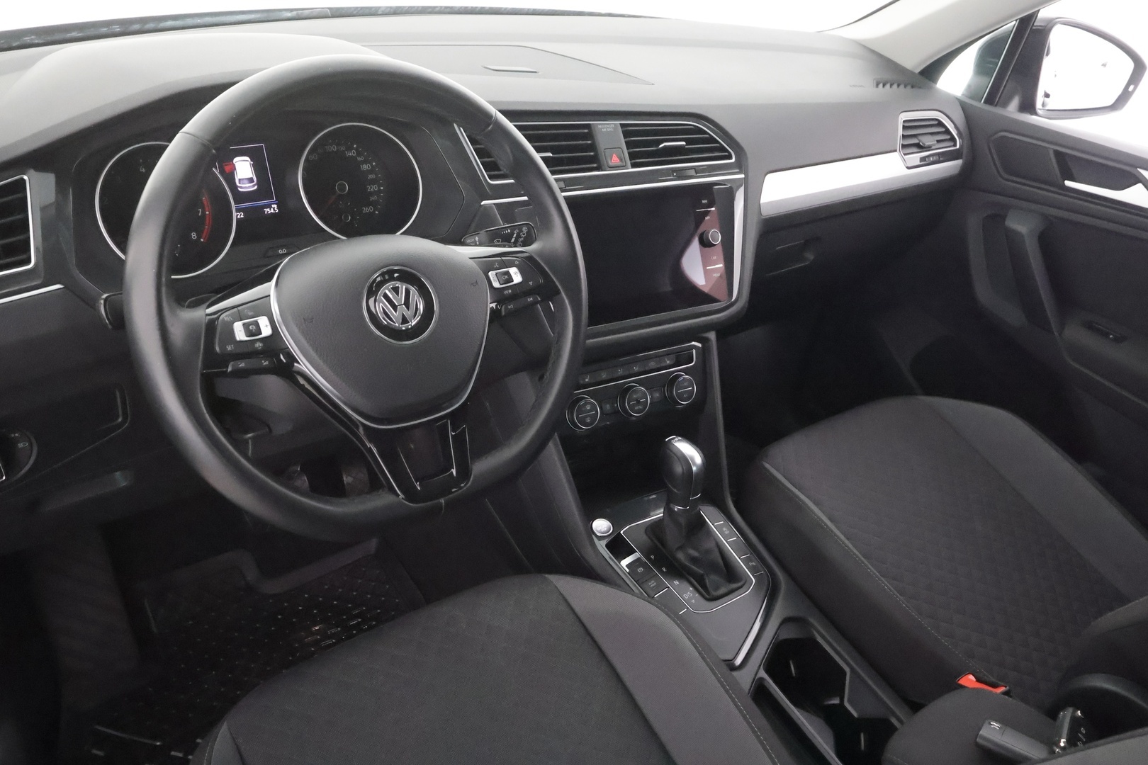 VOLKSWAGEN Tiguan 2019