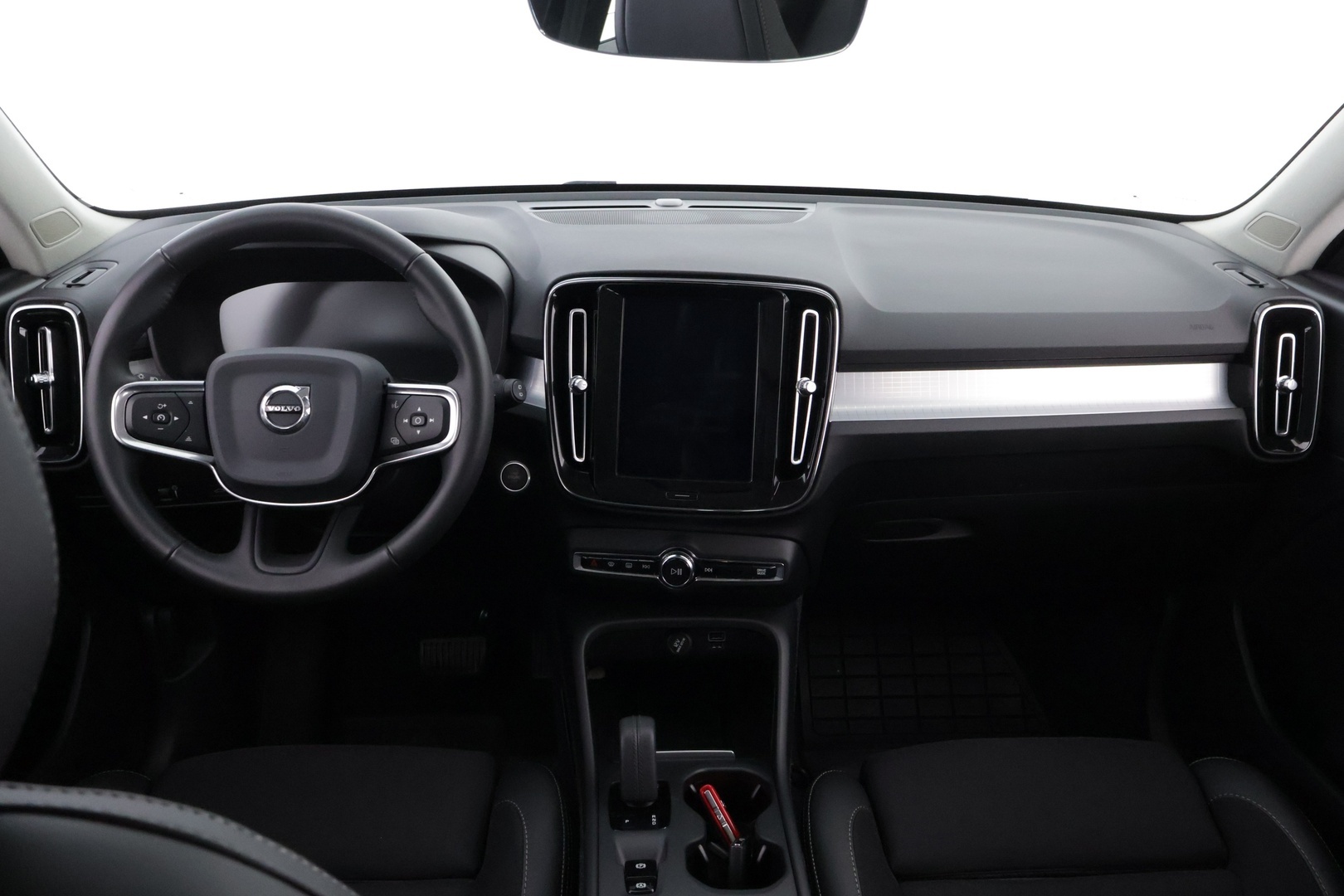 VOLVO XC40 2020