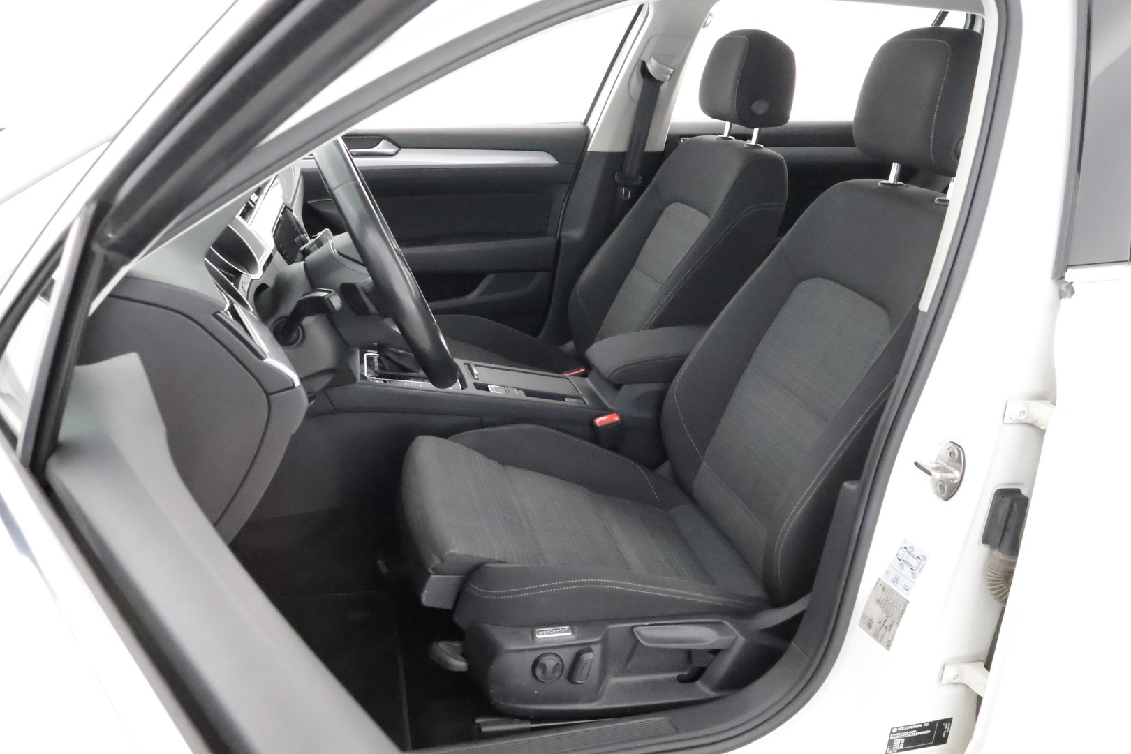 VOLKSWAGEN Passat 2020