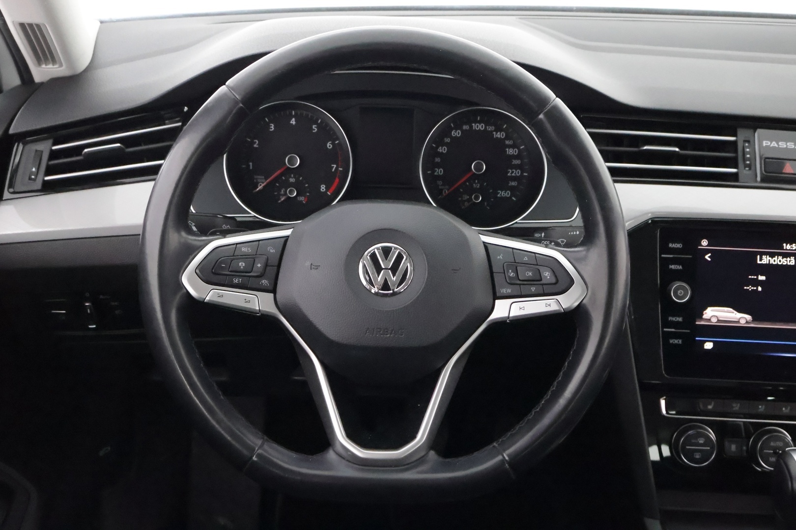 VOLKSWAGEN Passat 2020