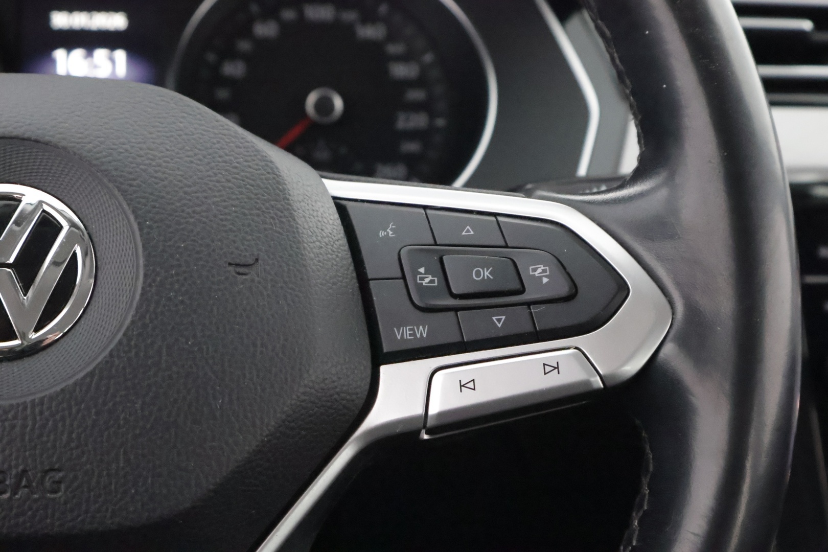 VOLKSWAGEN Passat 2020