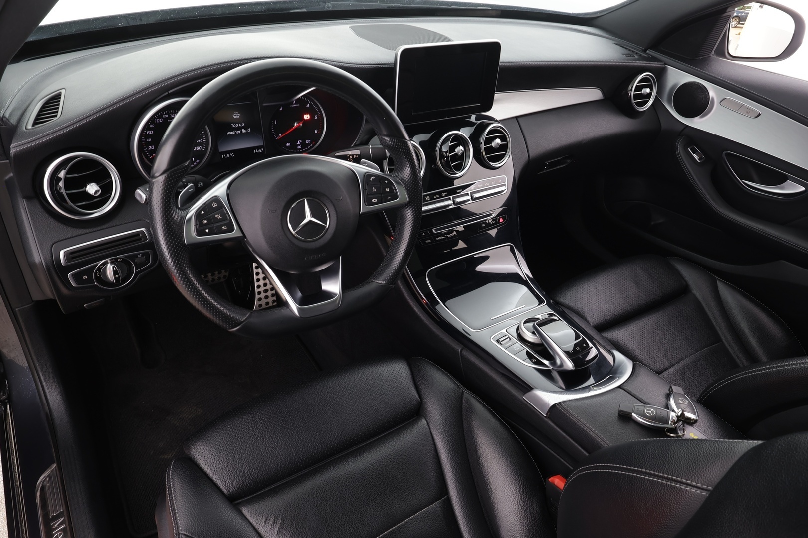 MERCEDES-BENZ C 2016