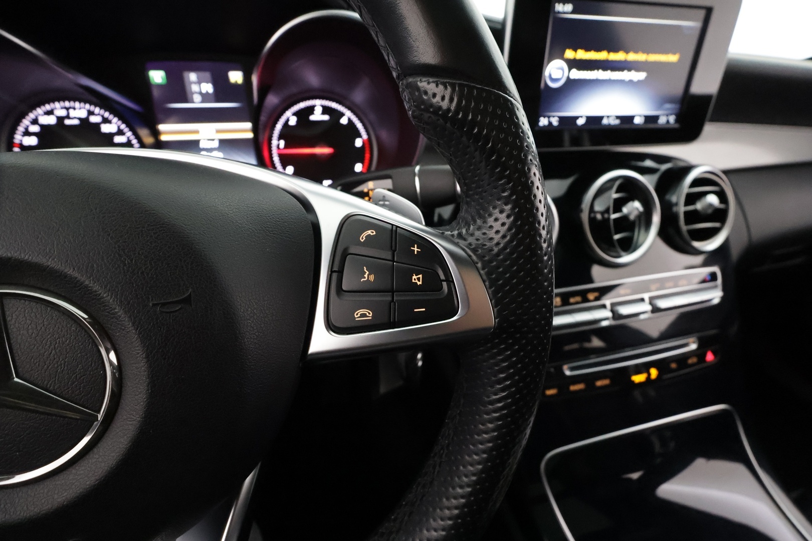 MERCEDES-BENZ C 2016