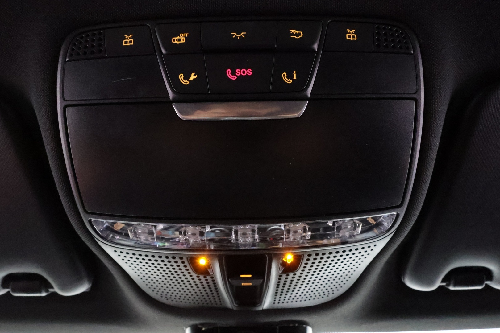 MERCEDES-BENZ C 2016