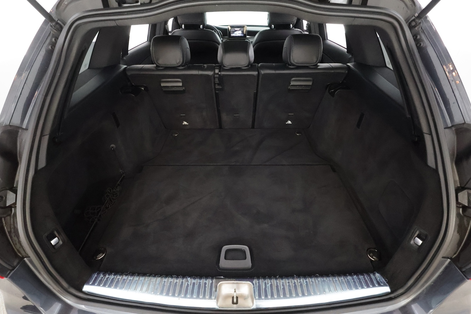 MERCEDES-BENZ C 2016