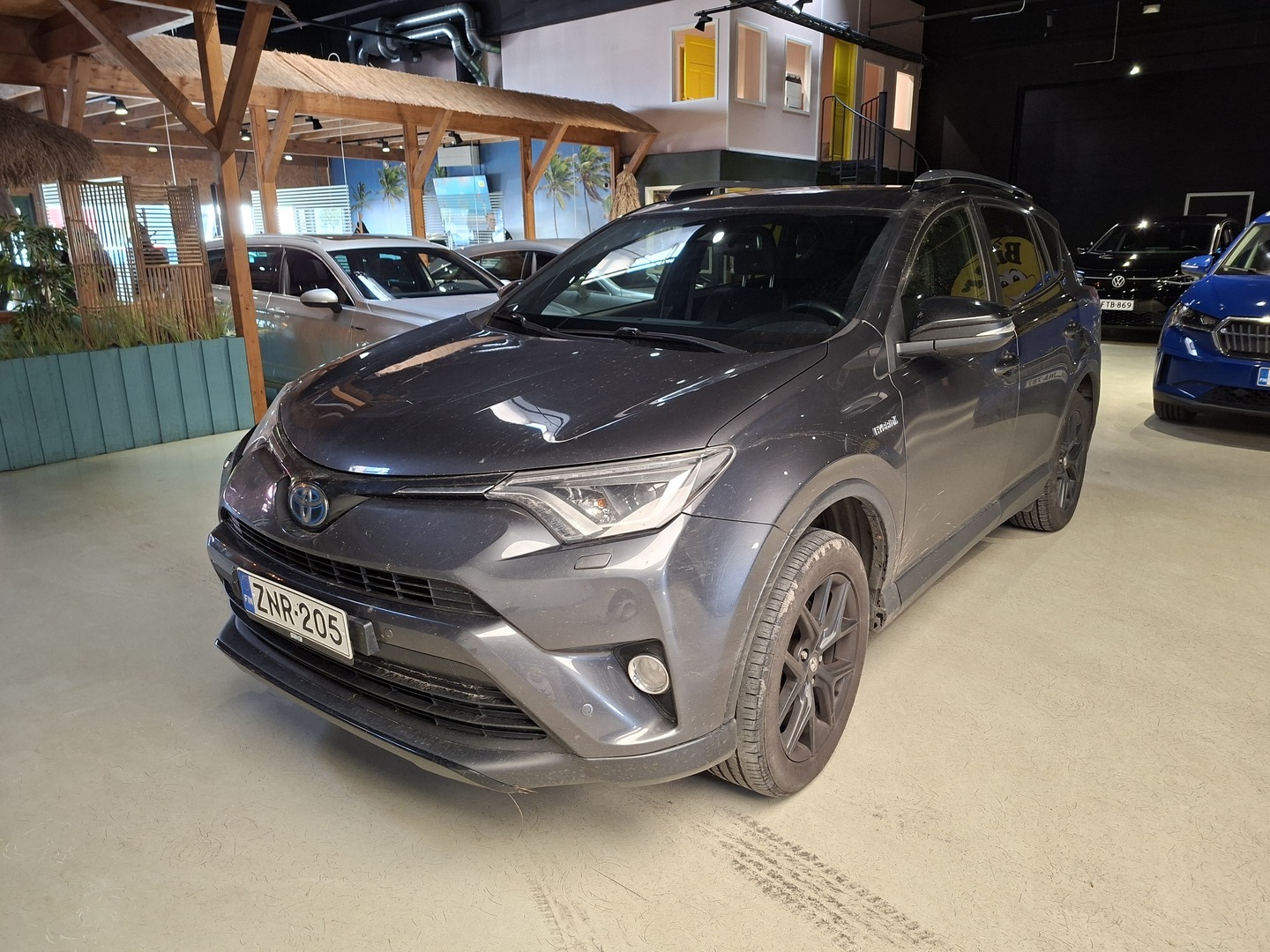 TOYOTA RAV4 2018