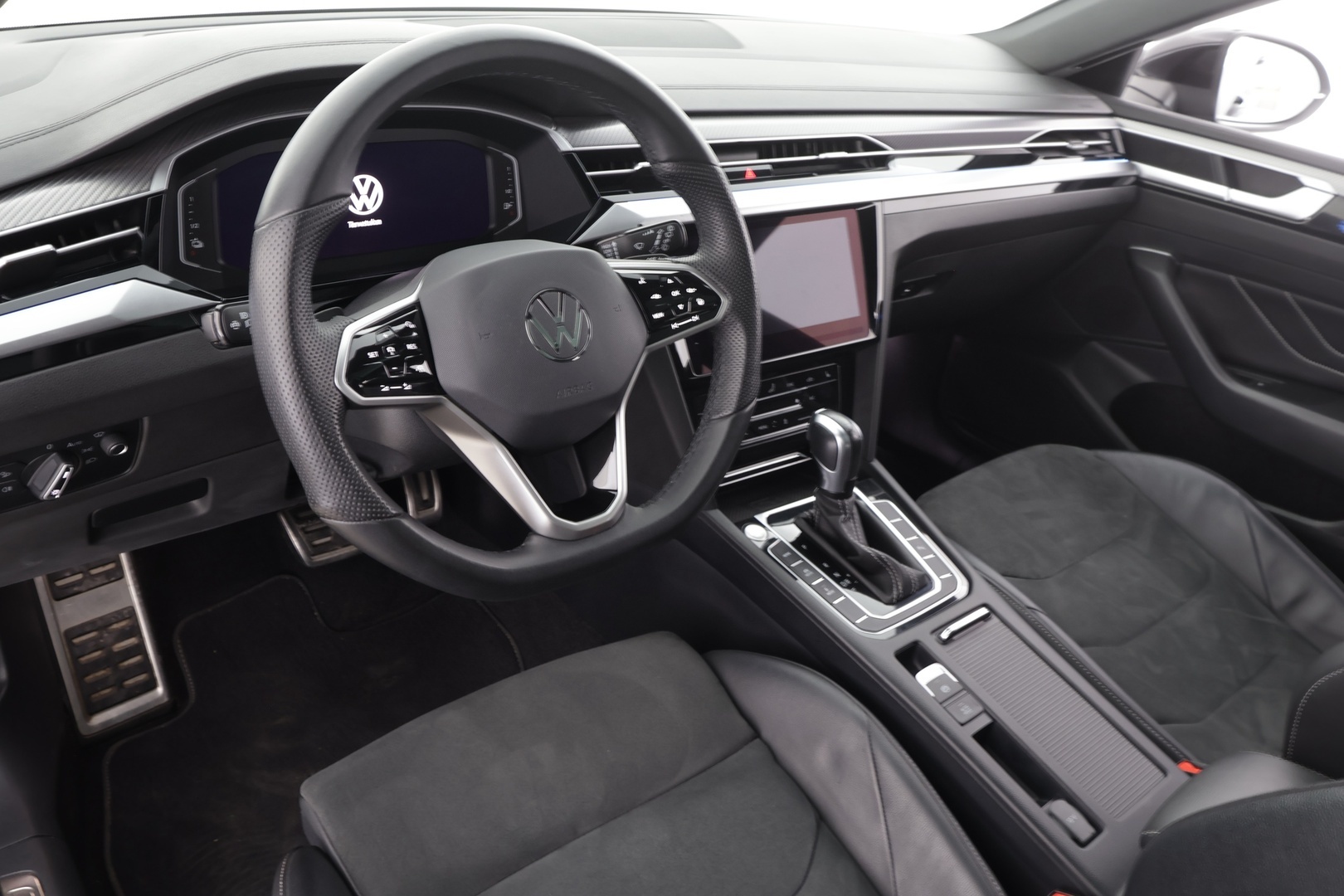 VOLKSWAGEN Arteon 2021