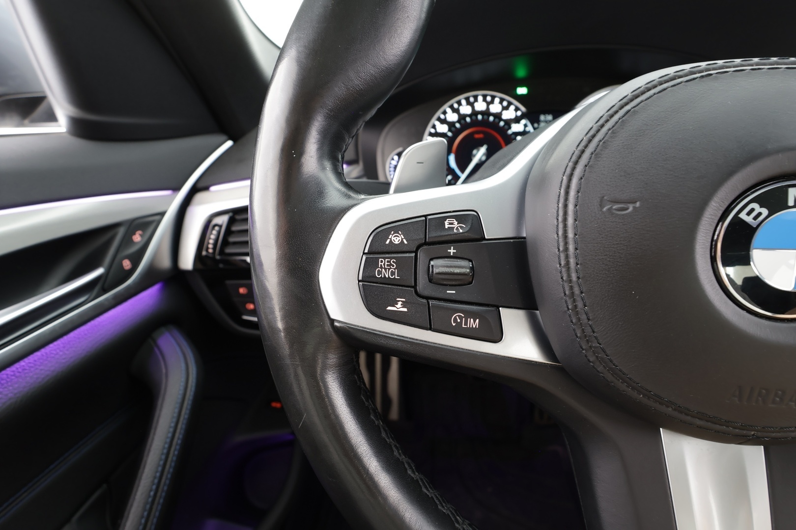 BMW 530 2019