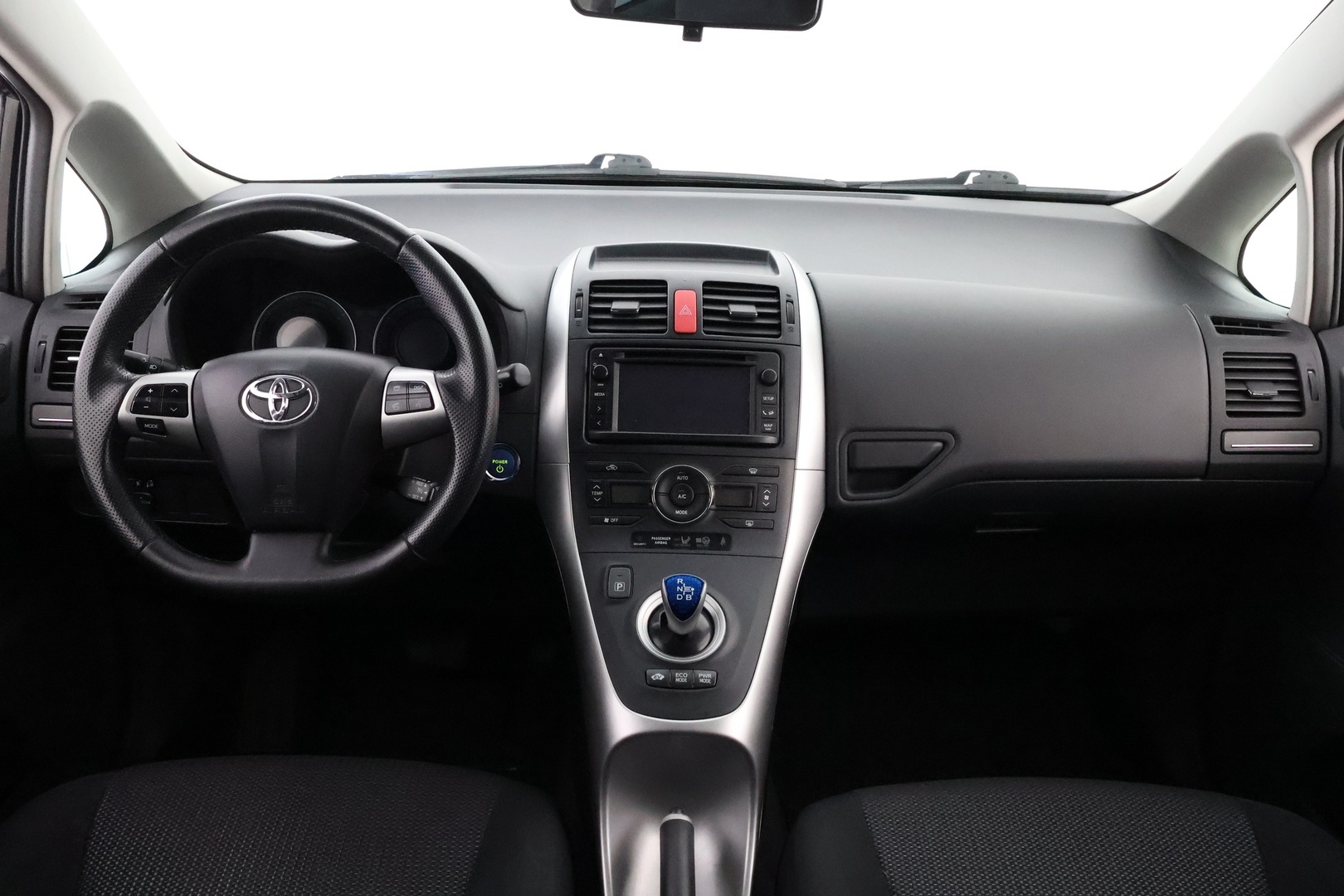 TOYOTA Auris 2012