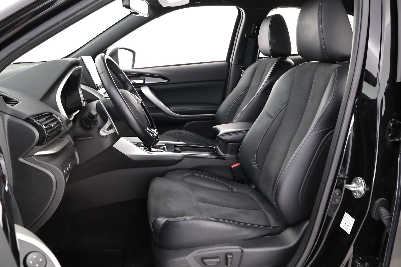MITSUBISHI ECLIPSE CROSS 2022