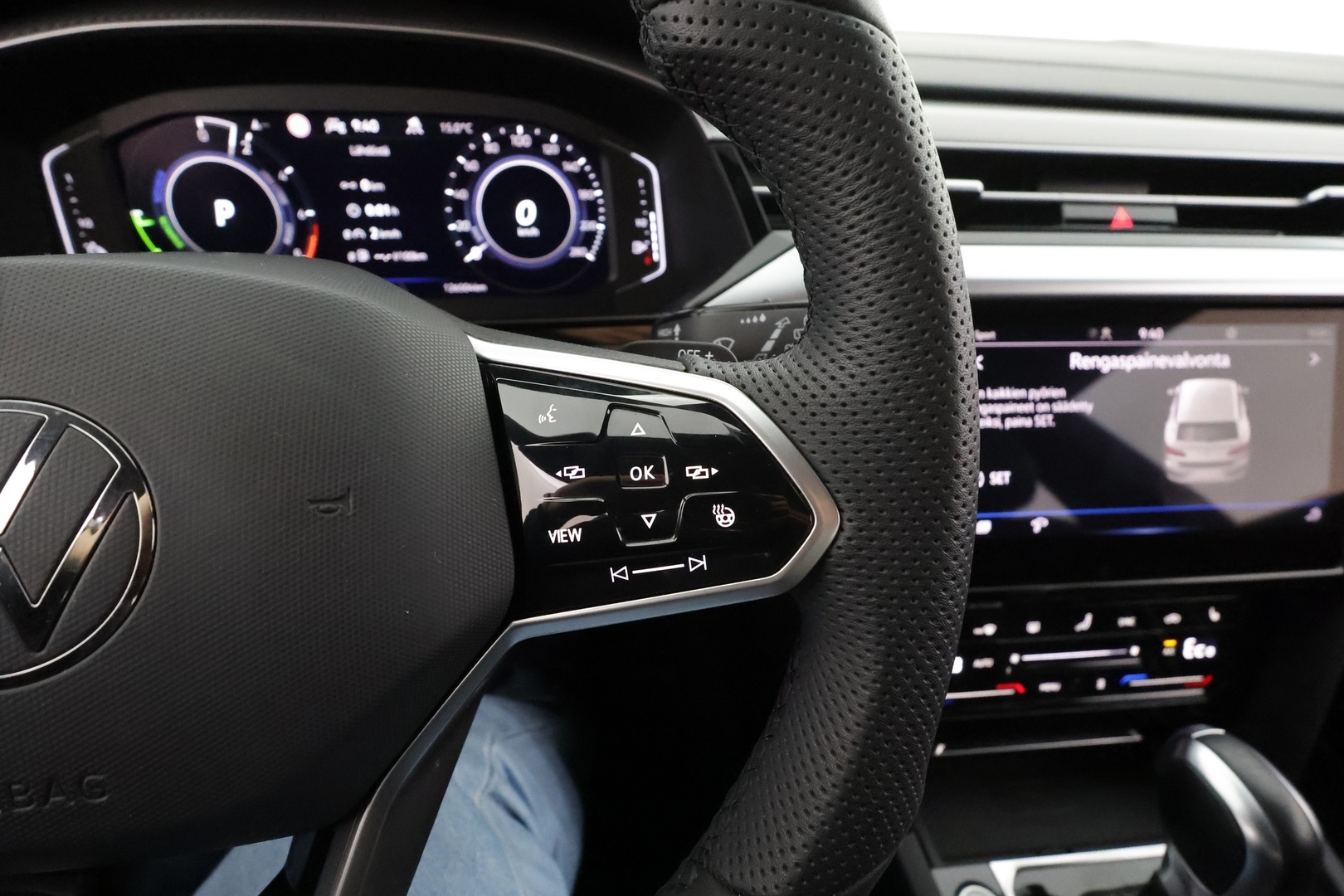 VOLKSWAGEN Arteon 2023