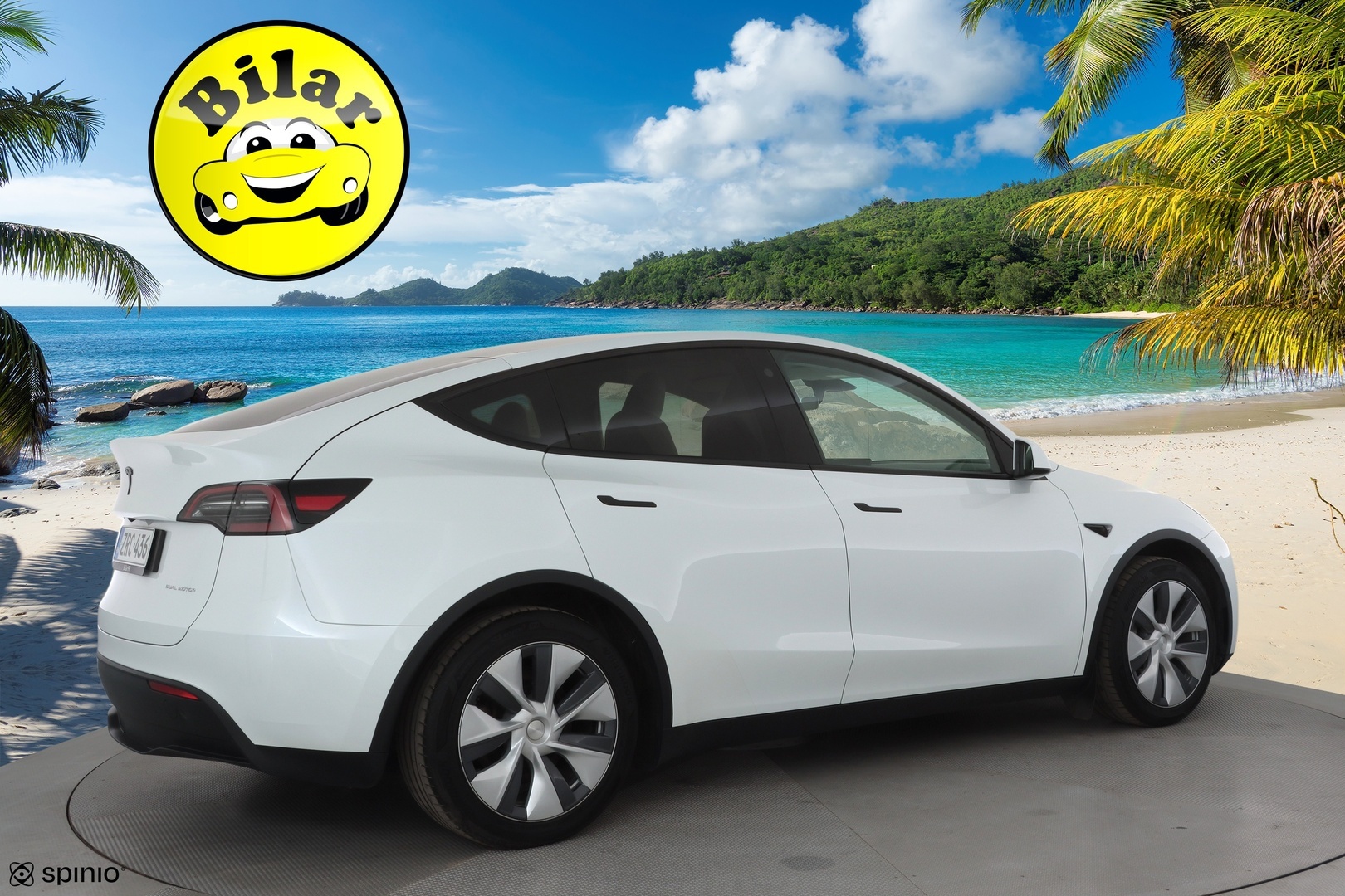 TESLA MODEL Y 2024