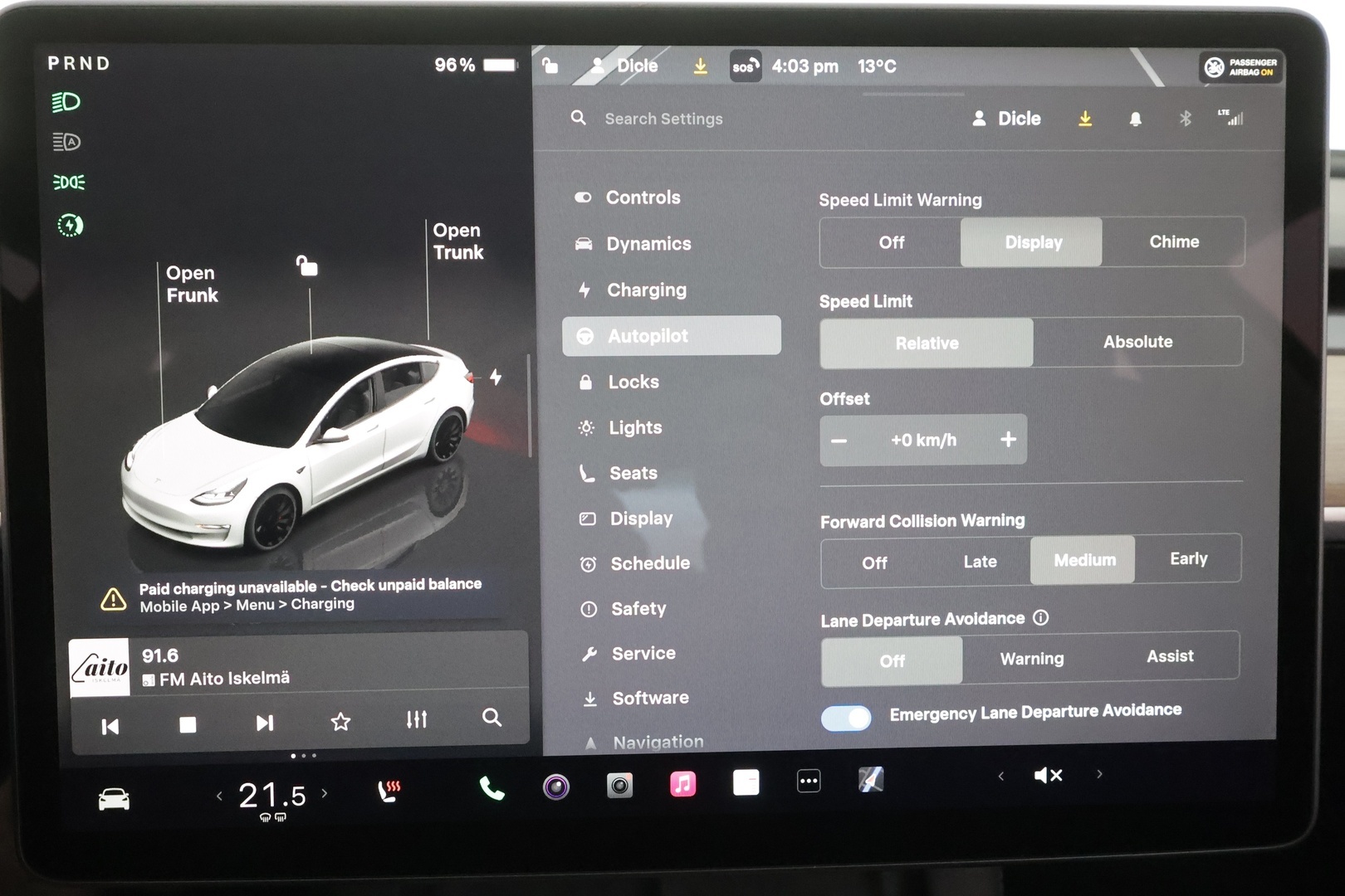 TESLA MODEL 3 2023
