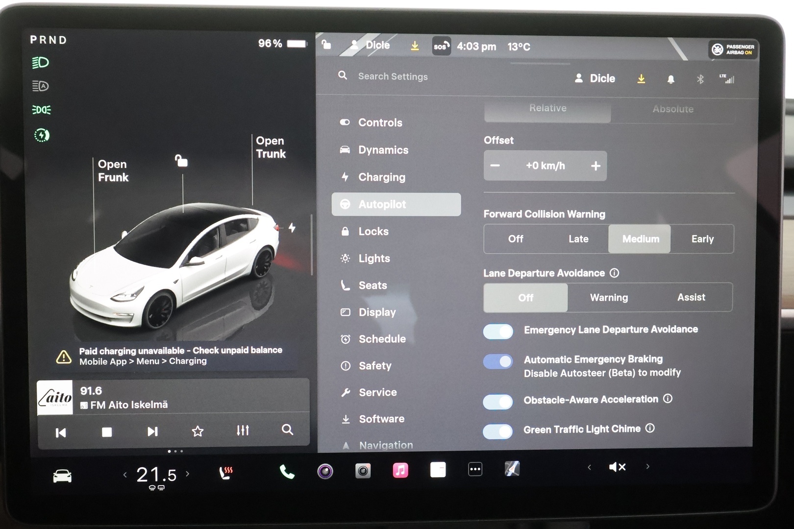 TESLA MODEL 3 2023