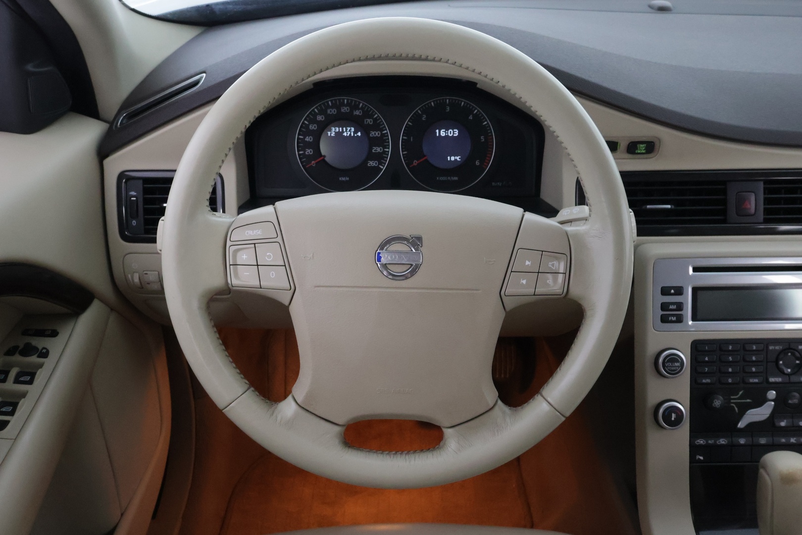 VOLVO V70 2008