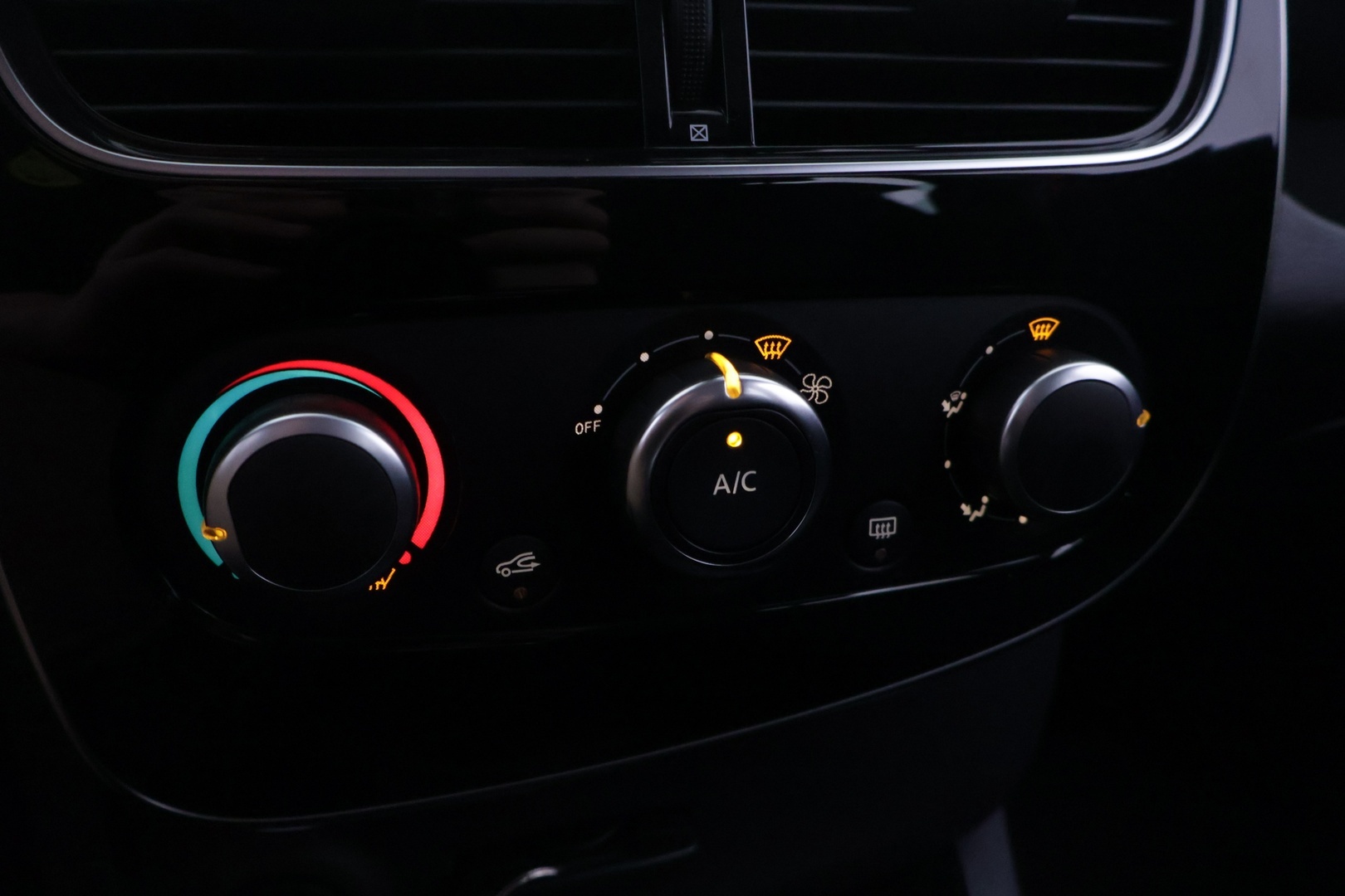 RENAULT Clio 2016