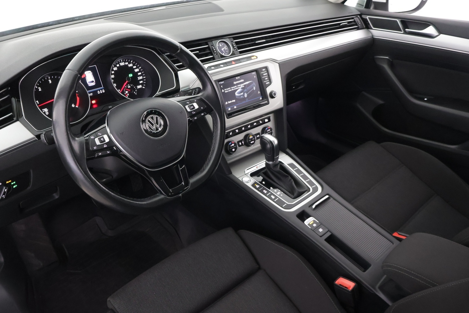 VOLKSWAGEN Passat 2017