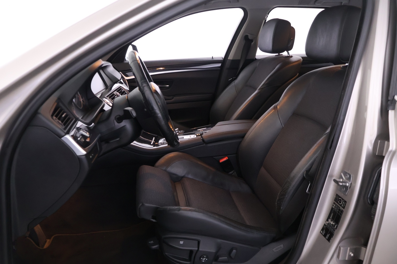 BMW 520 2010