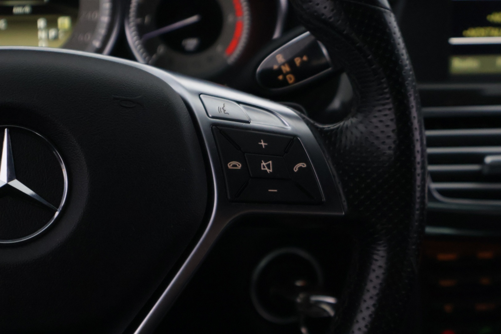 MERCEDES-BENZ CLS 2011