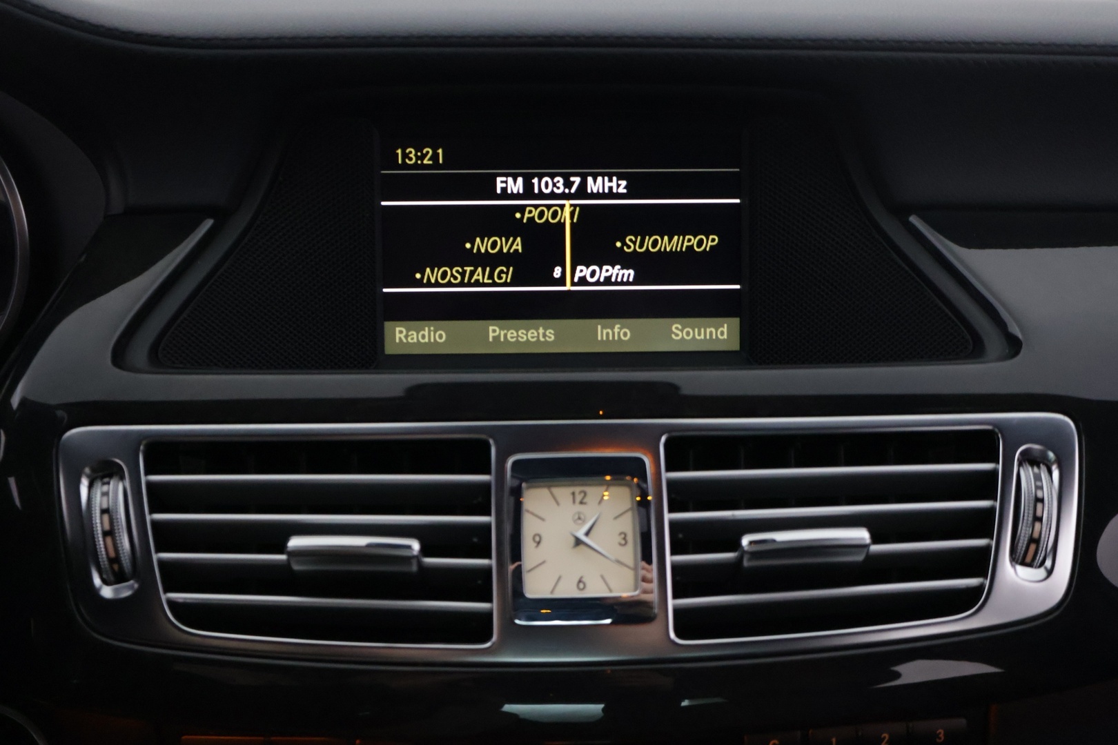 MERCEDES-BENZ CLS 2011