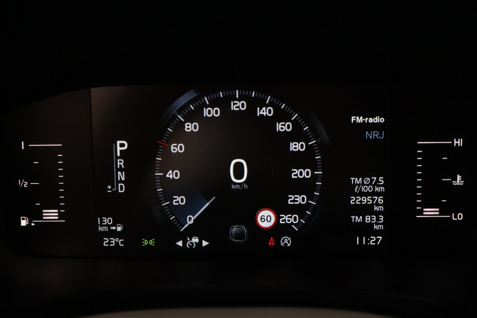 VOLVO V90 2016