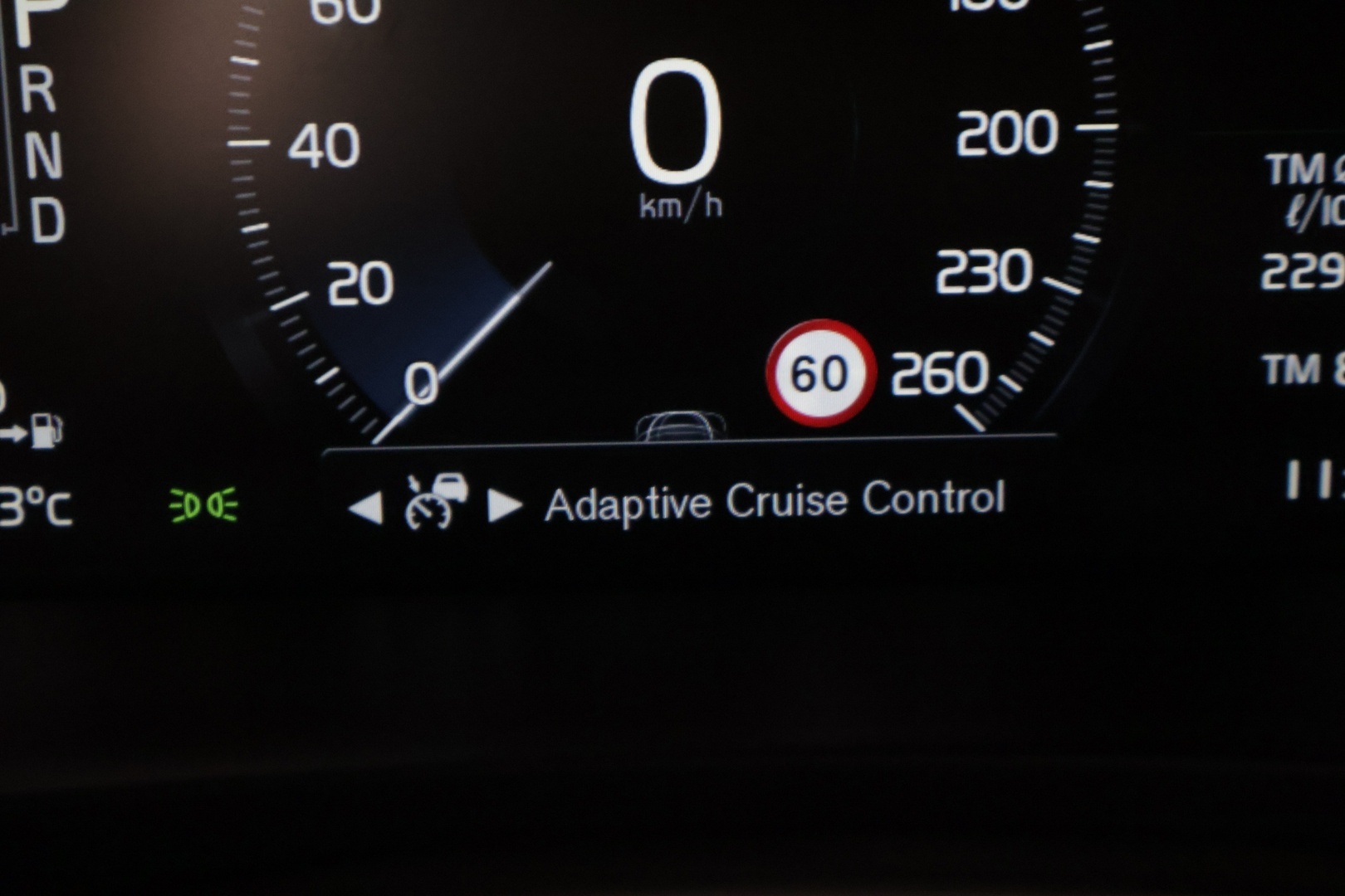 VOLVO V90 2016