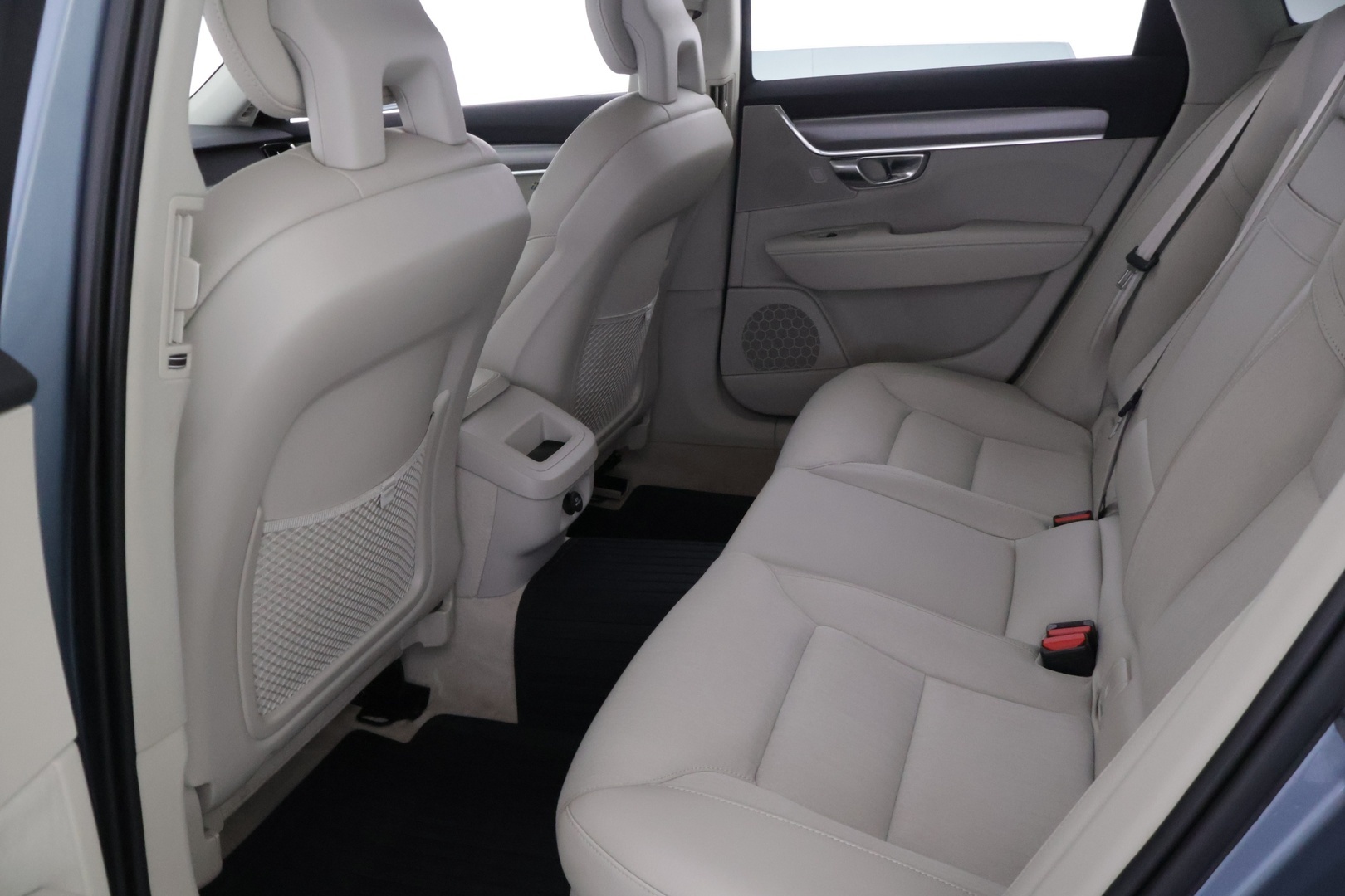 VOLVO V90 2016