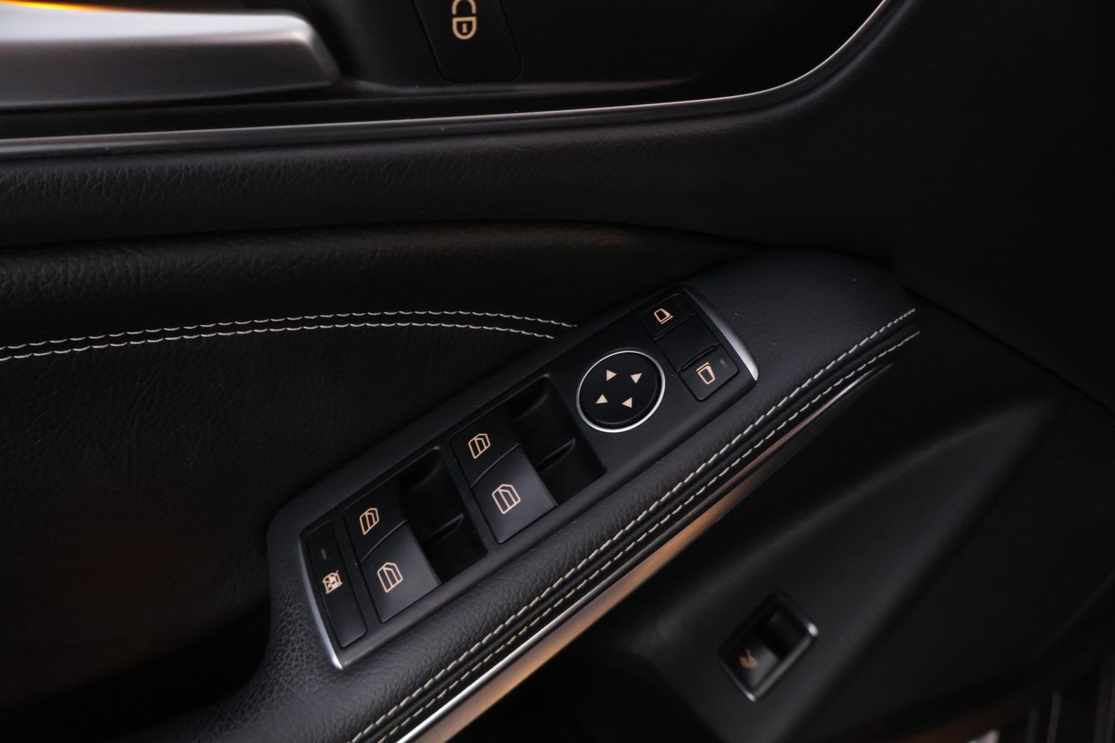 MERCEDES-BENZ CLA 2019