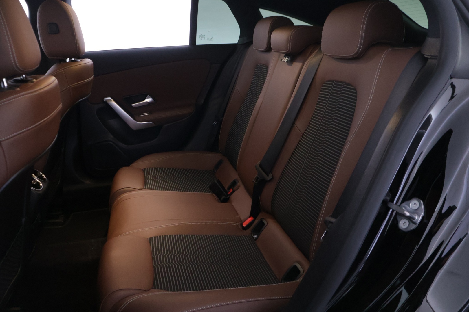 MERCEDES-BENZ CLA 2019