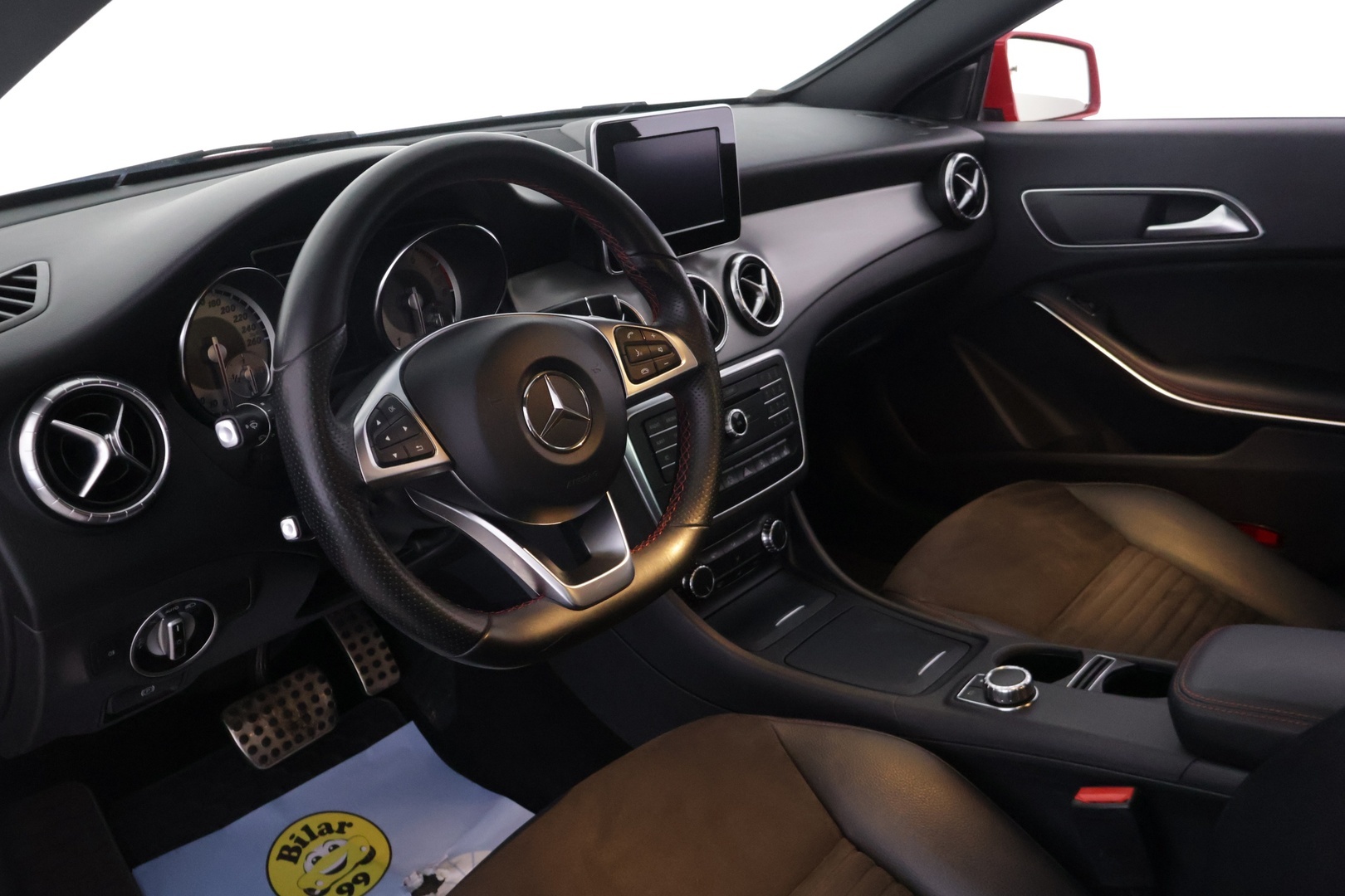 MERCEDES-BENZ CLA 2015