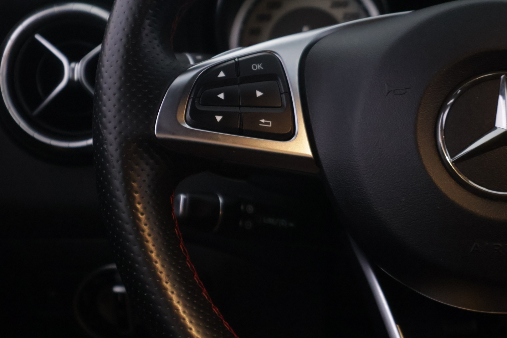 MERCEDES-BENZ CLA 2015