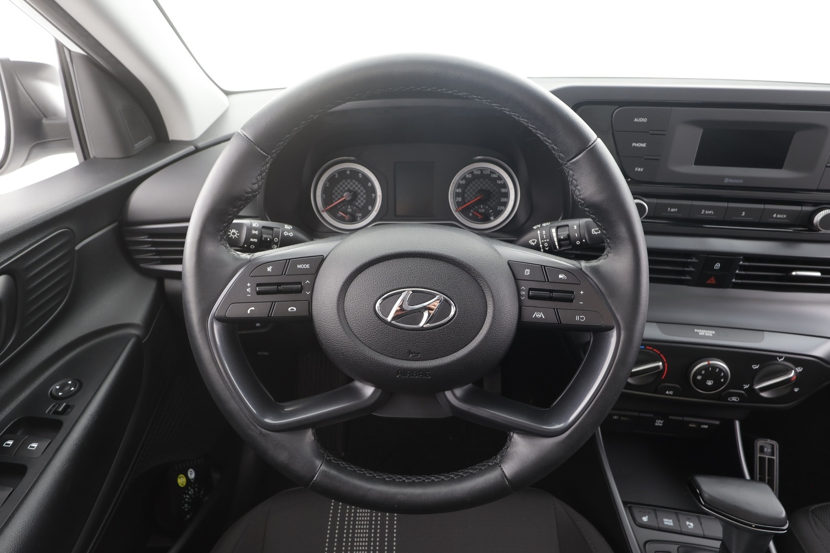 HYUNDAI i20 Hatchback 2023