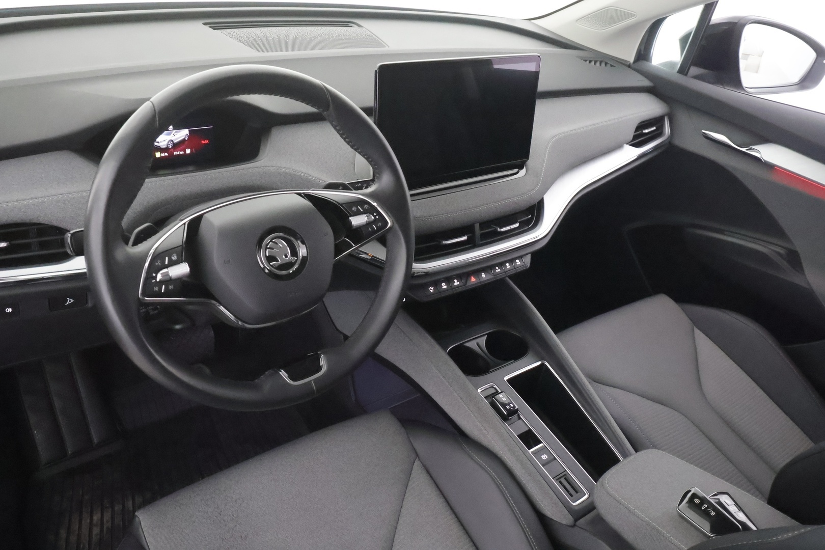 SKODA Enyaq 2022