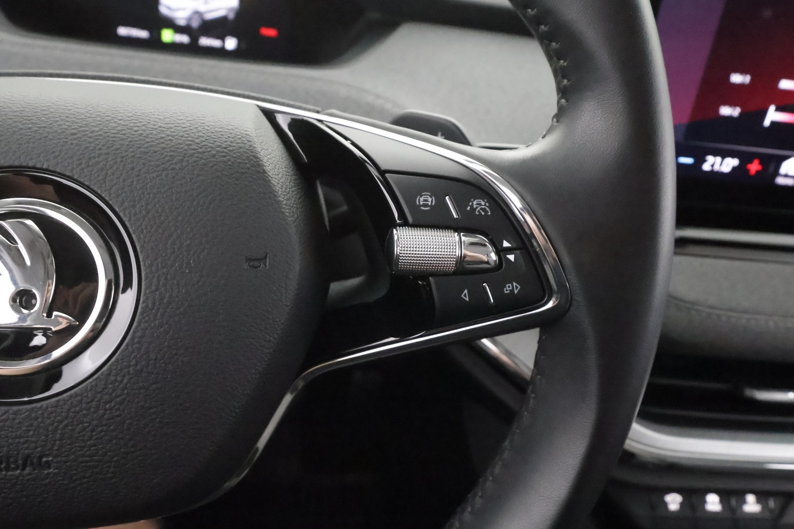 SKODA Enyaq 2022