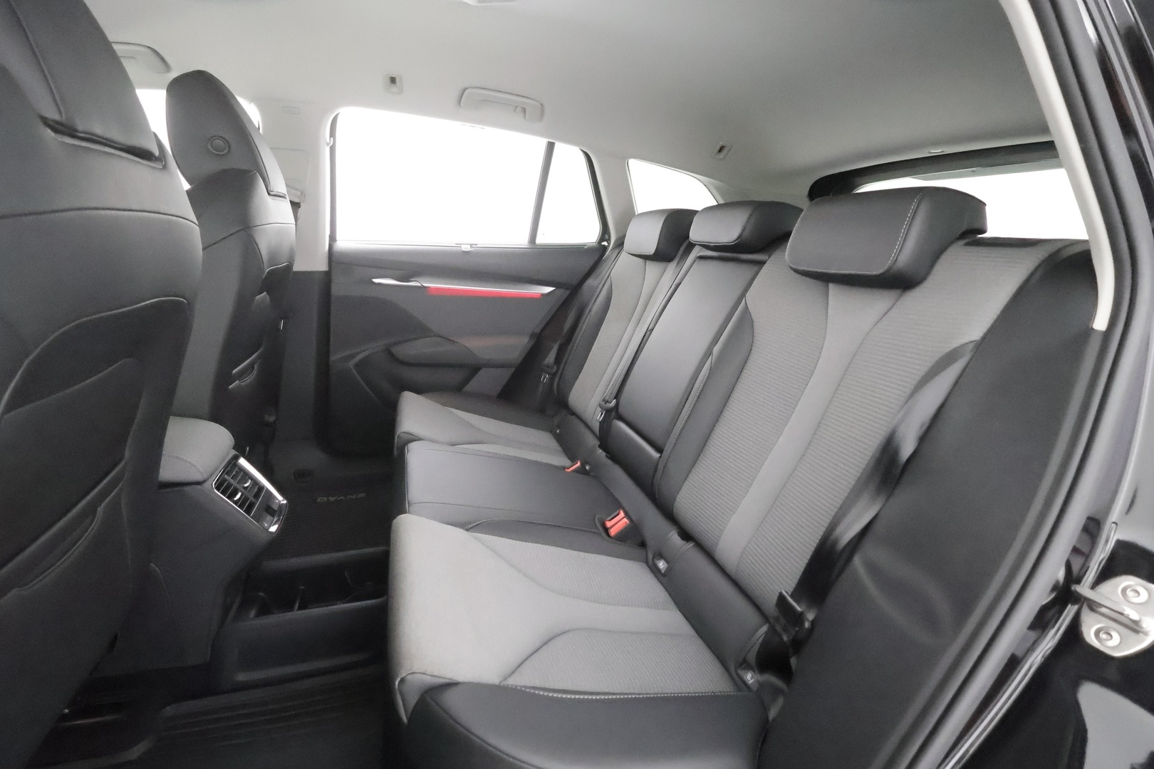 SKODA Enyaq 2022