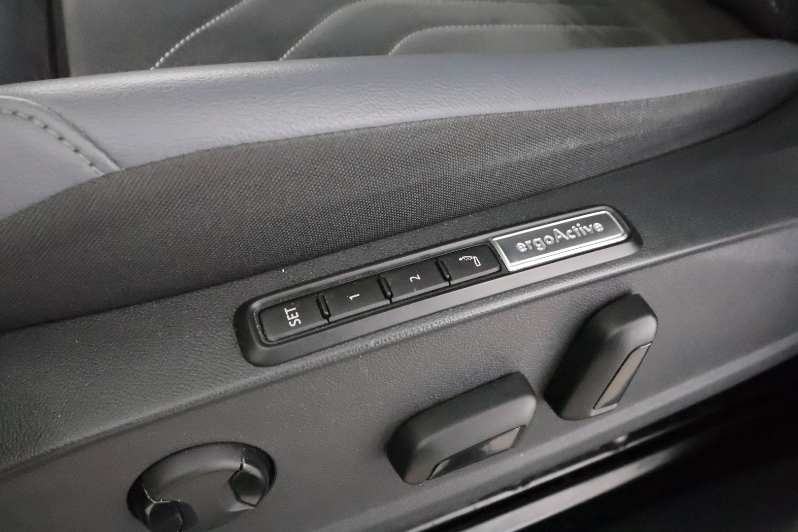 VOLKSWAGEN ID.4 2023