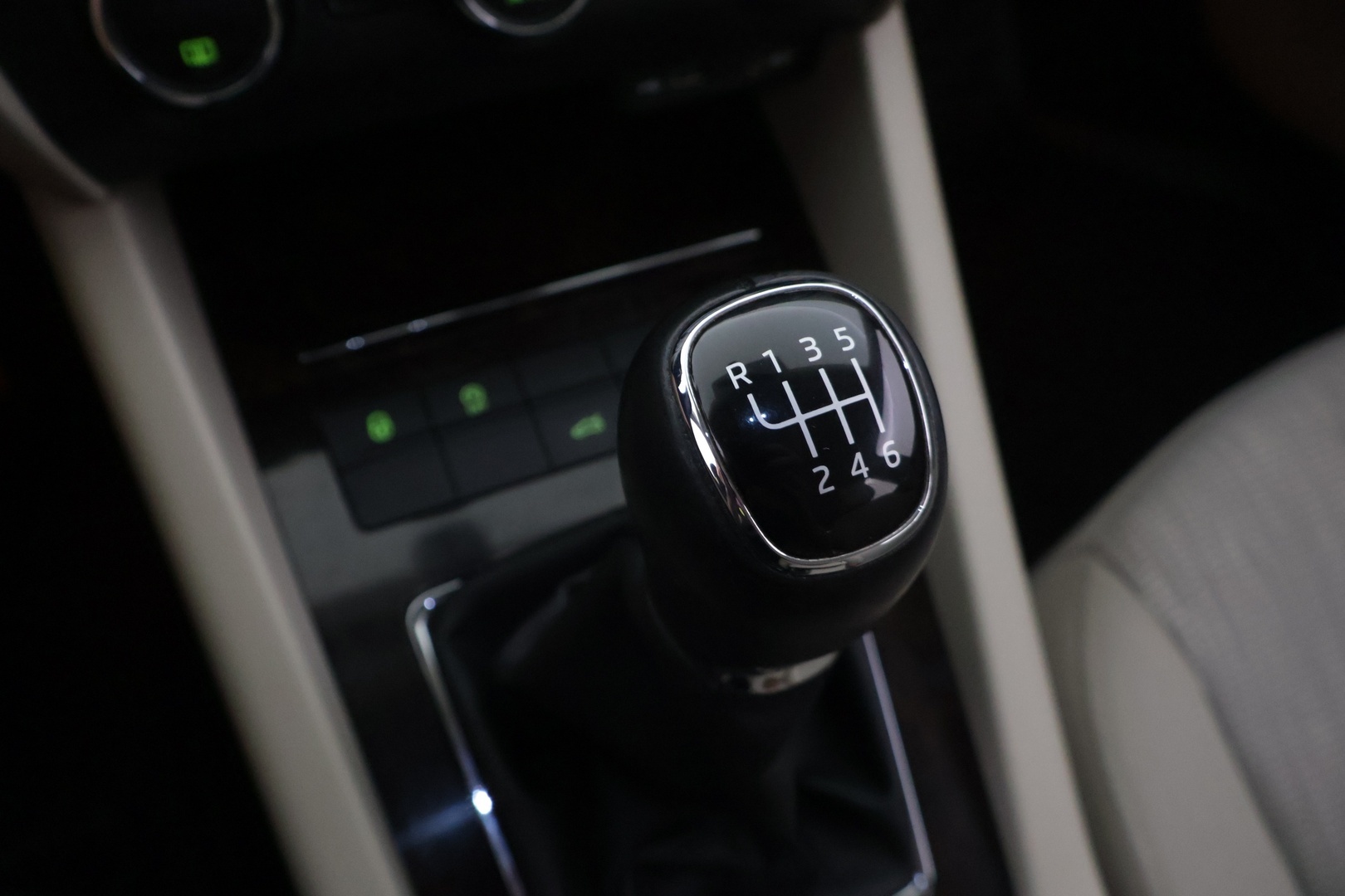 SKODA Octavia 2015