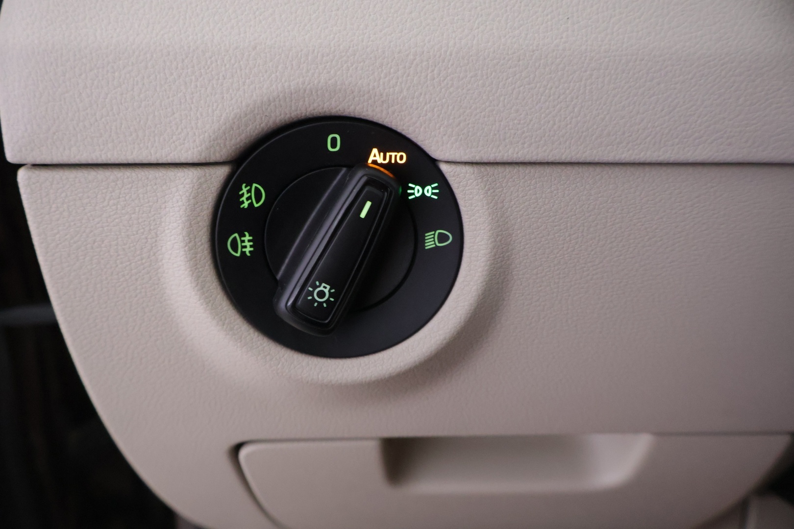 SKODA Octavia 2015