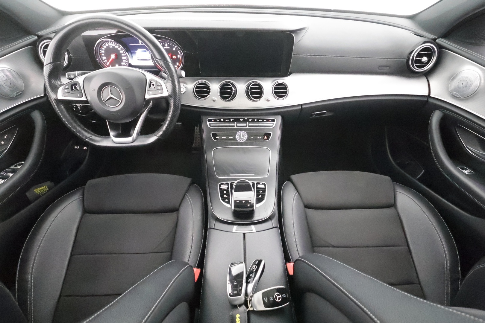 MERCEDES-BENZ E 2018