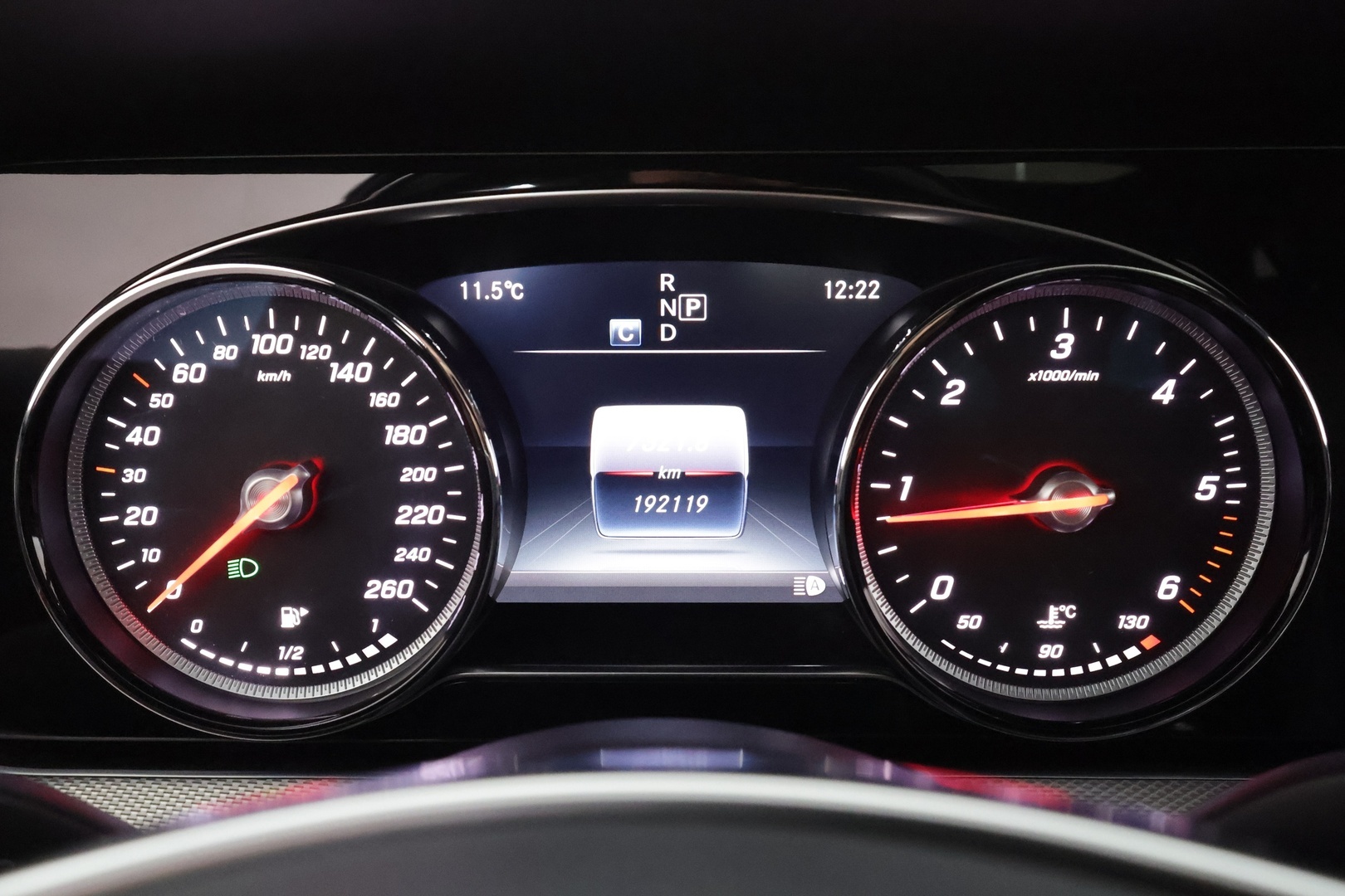 MERCEDES-BENZ E 2018