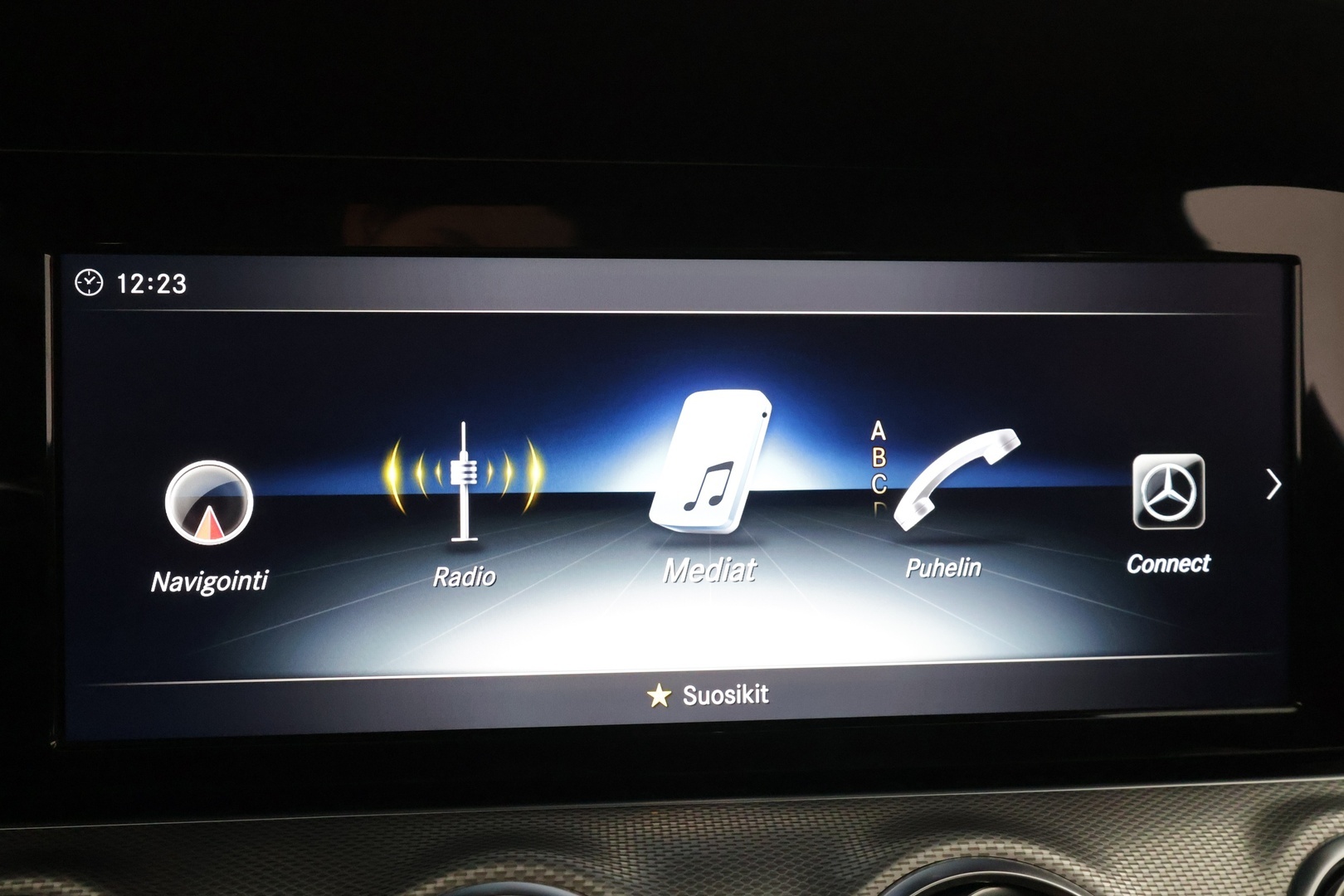 MERCEDES-BENZ E 2018