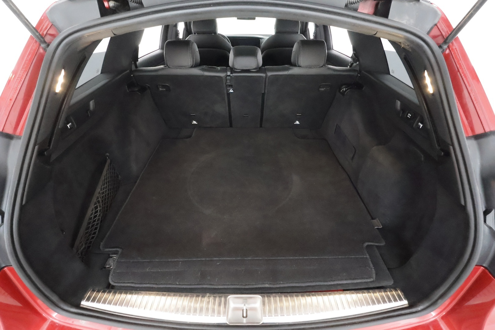 MERCEDES-BENZ E 2018