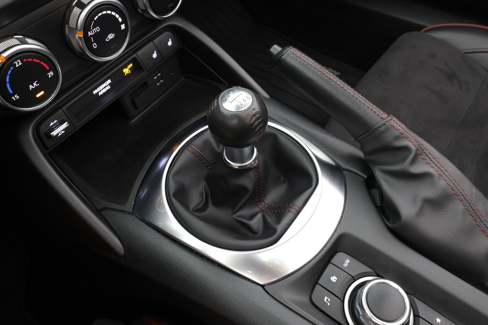 MAZDA MX-5 2017