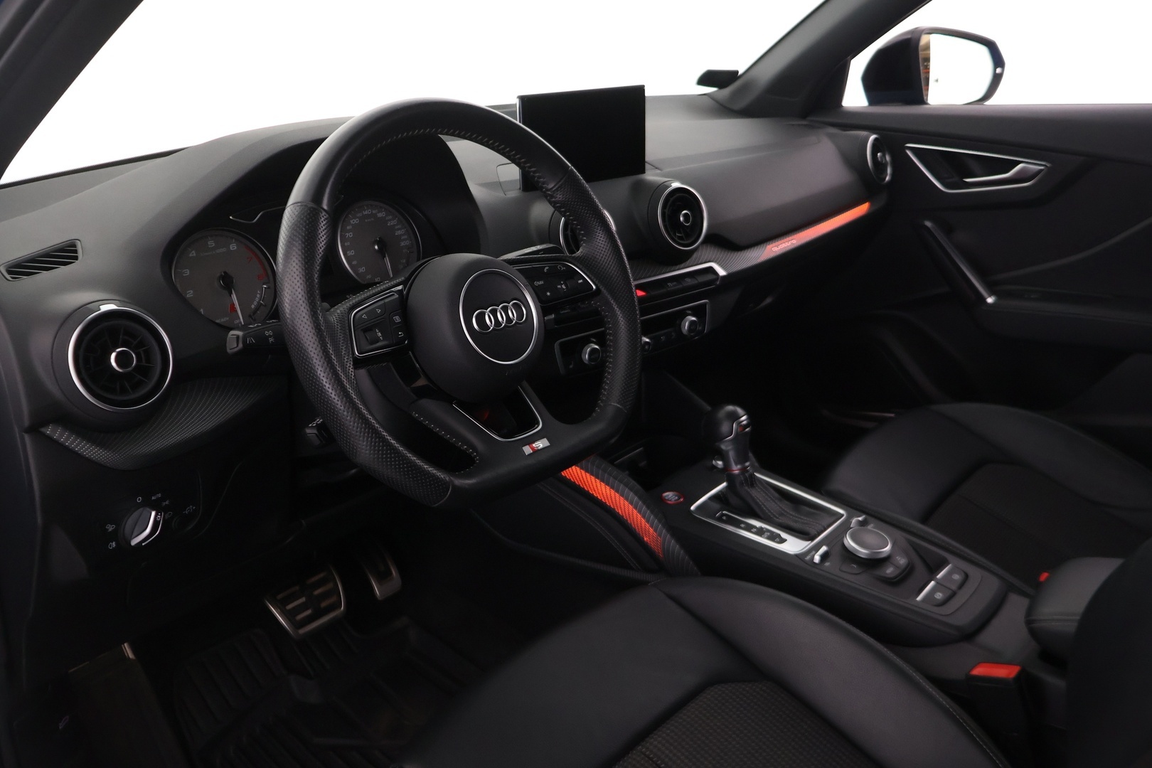 AUDI SQ2 2020