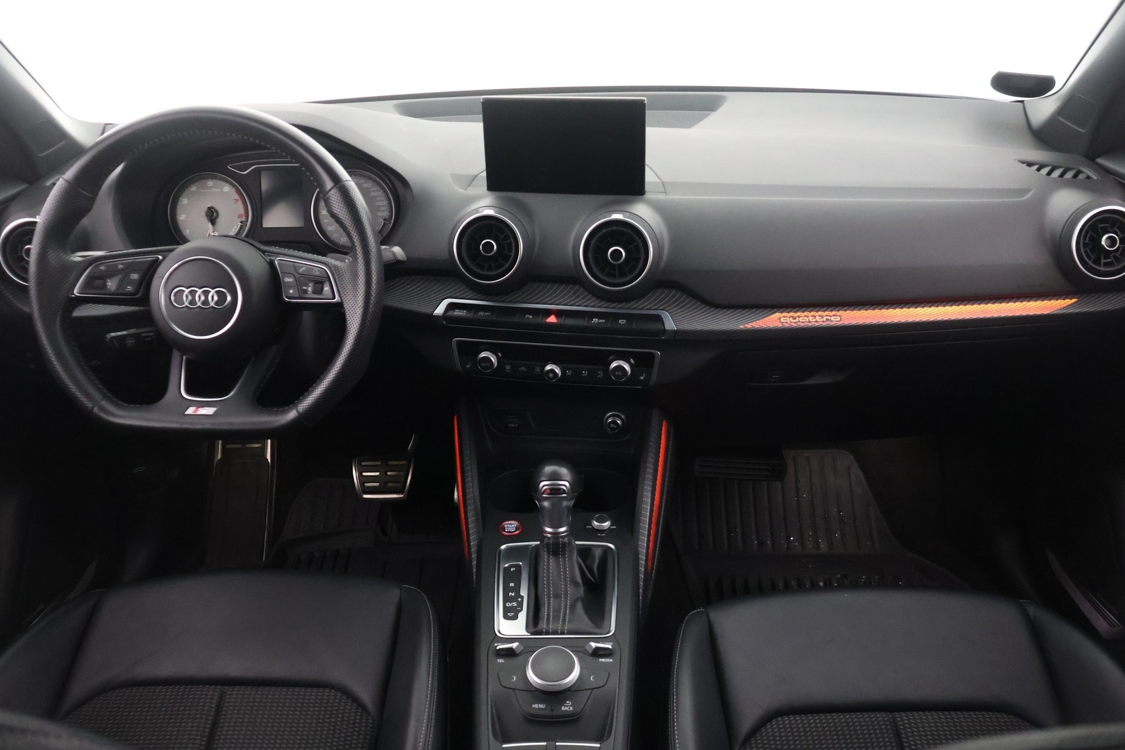 AUDI SQ2 2020
