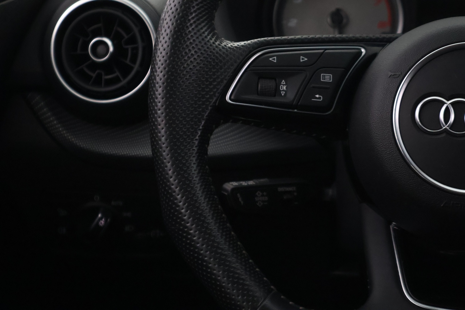 AUDI SQ2 2020